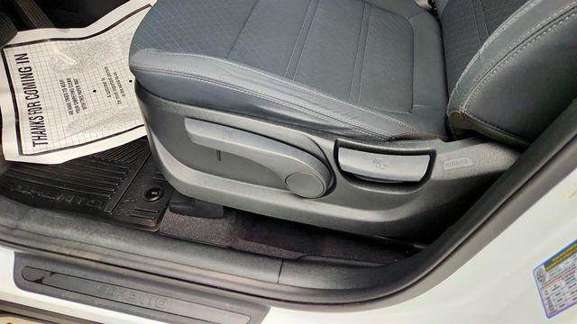 2017 Kia Sorento LX V6 AWD - 22958437 - 10