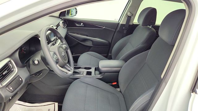 2017 Kia Sorento LX V6 AWD - 22958437 - 18