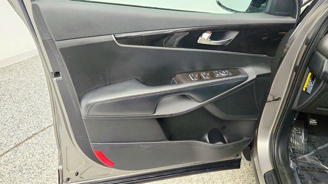 2017 Kia Sorento LX w/ Convenience Package & 3rd Row Seats - 22992776 - 9