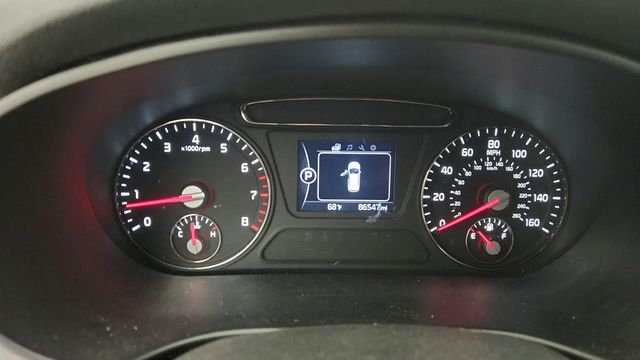 2017 Kia Sorento LX w/ Convenience Package & 3rd Row Seats - 22992776 - 13