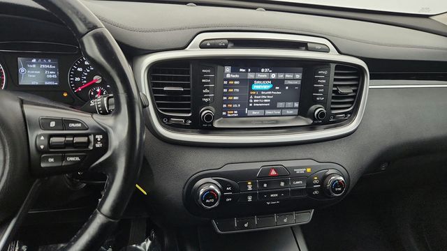 2017 Kia Sorento LX w/ Convenience Package & 3rd Row Seats - 22992776 - 35