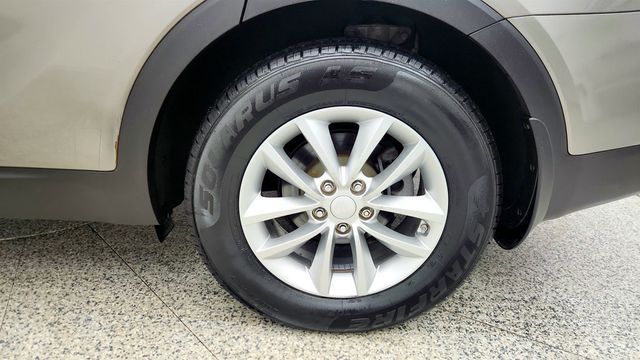 2017 Kia Sorento LX w/ Convenience Package & 3rd Row Seats - 22992776 - 8