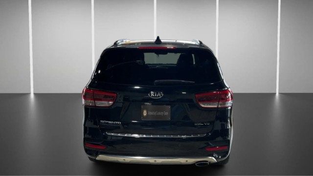 2017 Kia Sorento SXL V6 FWD - 23027902 - 9