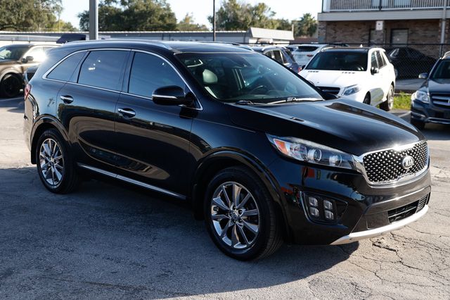 2017 Kia Sorento SX V6 FWD - 22953882 - 19