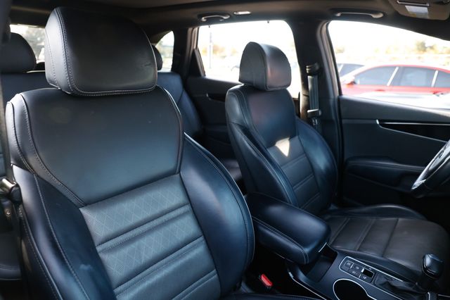 2017 Kia Sorento SX V6 FWD - 22953882 - 20