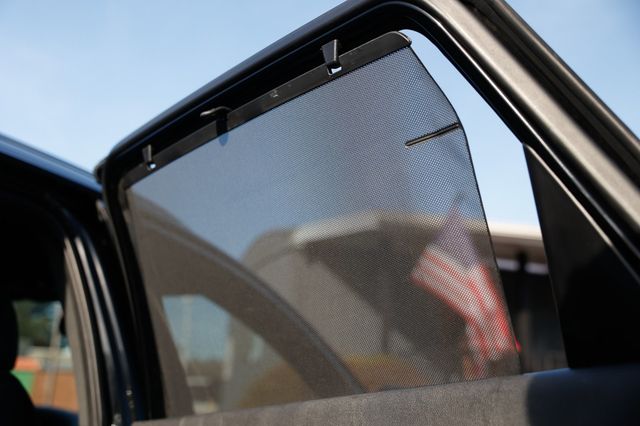 2017 Kia Sorento SX V6 FWD - 22953882 - 30