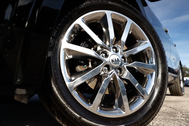 2017 Kia Sorento SX V6 FWD - 22953882 - 45