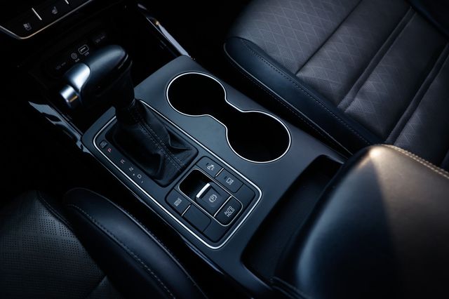 2017 Kia Sorento SX V6 FWD - 22953882 - 46