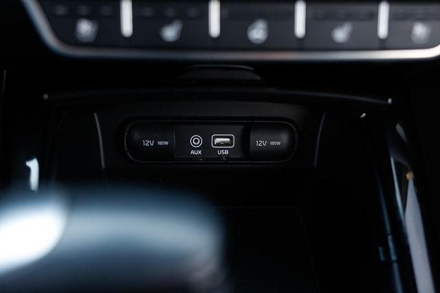 2017 Kia Sorento SX V6 FWD - 22953882 - 50