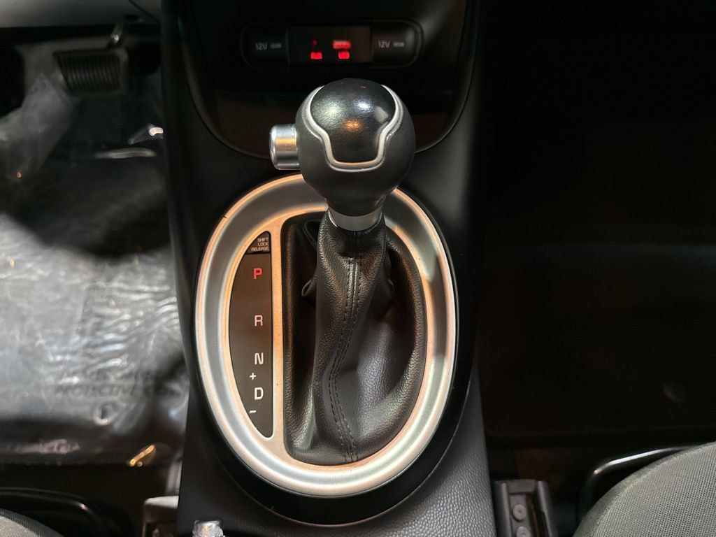 2017 Kia Soul Automatic - 23022282 - 17