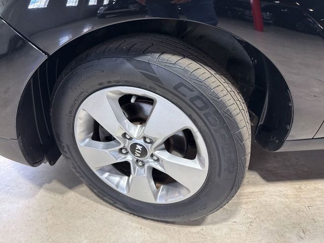 2017 Kia Soul Automatic - 23022282 - 1