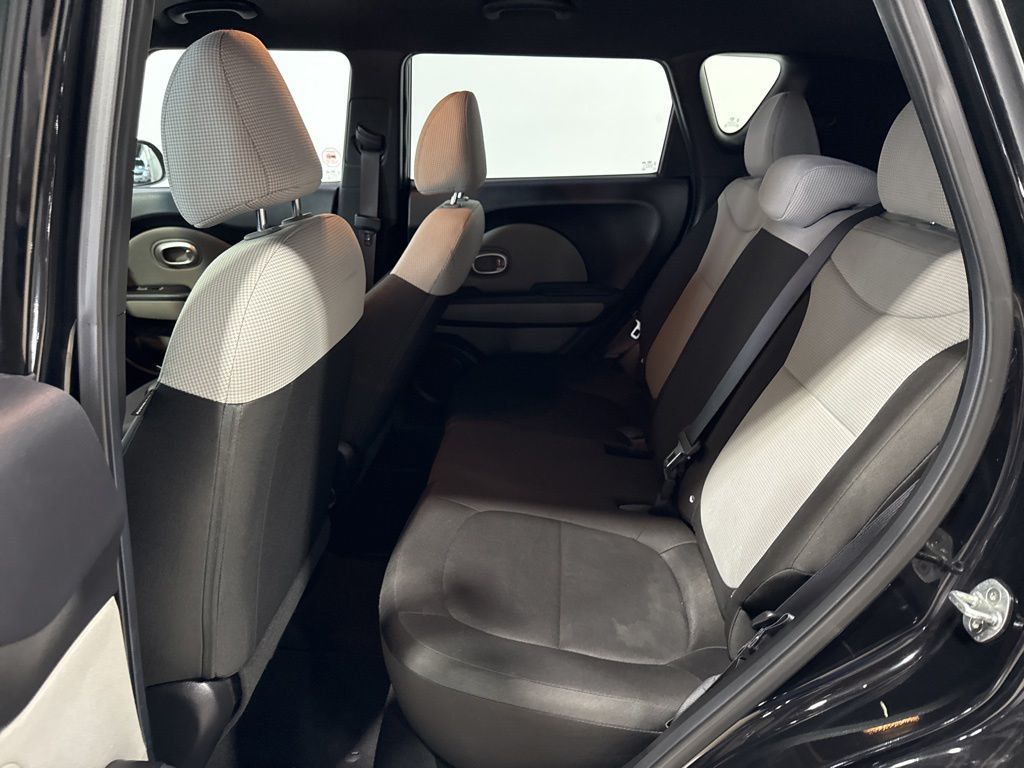 2017 Kia Soul Automatic - 23022282 - 23