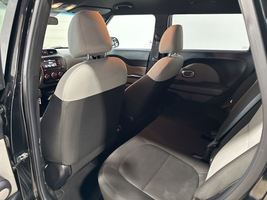 2017 Kia Soul Automatic - 23022282 - 25