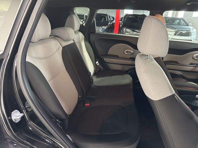 2017 Kia Soul Automatic - 23022282 - 30