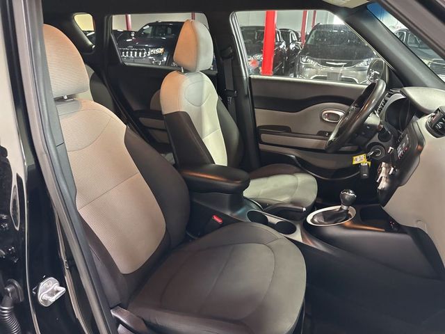 2017 Kia Soul Automatic - 23022282 - 34
