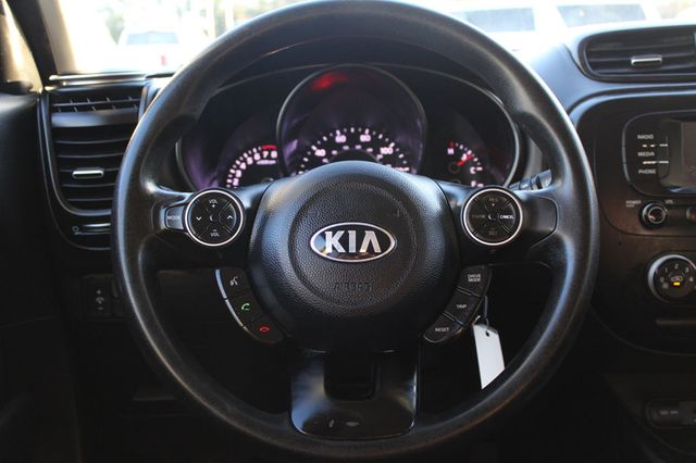 2017 Kia Soul Automatic - 22935454 - 9