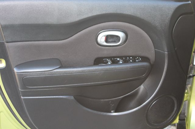 2017 Kia Soul Automatic - 22935454 - 18