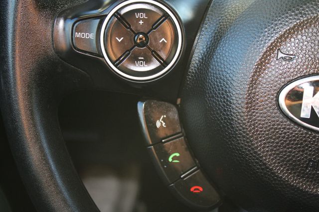 2017 Kia Soul Automatic - 22935454 - 24