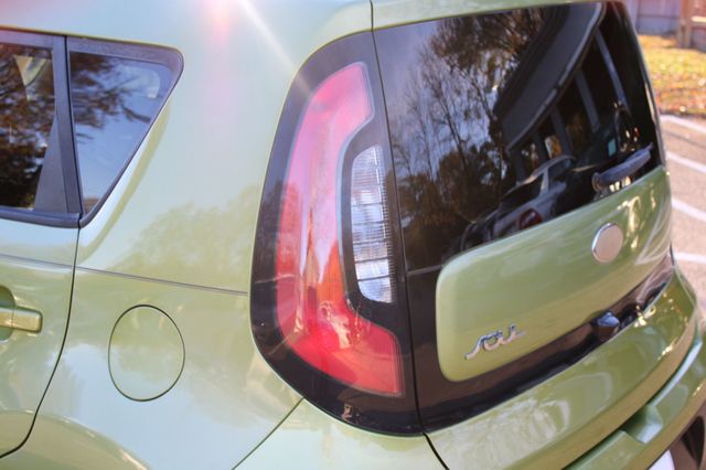 2017 Kia Soul Automatic - 22935454 - 28