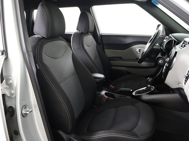 2017 Kia Soul + Automatic - 23058396 - 27