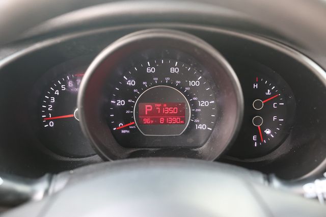 2017 Kia Soul Automatic - 23040039 - 28