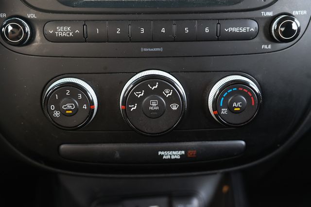 2017 Kia Soul Automatic - 23040039 - 30