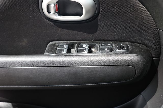 2017 Kia Soul Automatic - 23040039 - 42