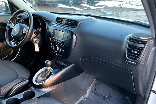 2017 Kia Soul + Automatic - 22988785 - 12