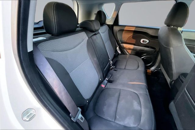 2017 Kia Soul + Automatic - 22988785 - 14