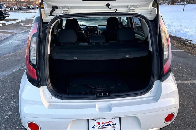 2017 Kia Soul + Automatic - 22988785 - 34