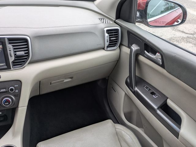 2017 Kia Sportage  - 22980435 - 16