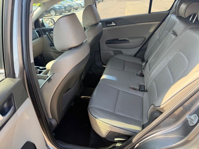 2017 Kia Sportage EX FWD - 23060016 - 7