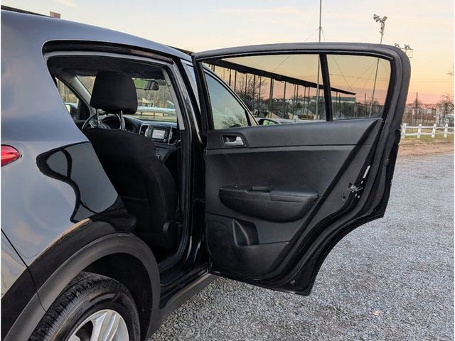 2017 Kia Sportage LX AWD - 22957632 - 11