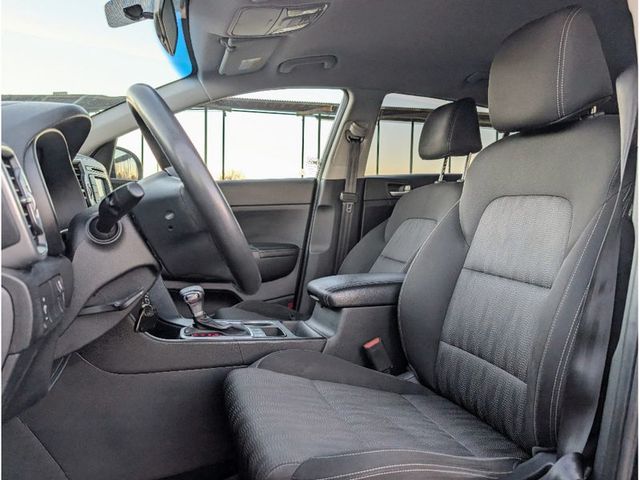 2017 Kia Sportage LX AWD - 22957632 - 13