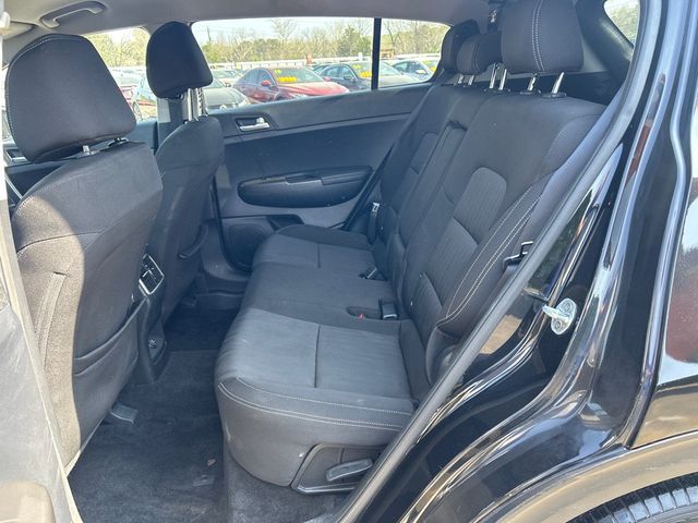 2017 Kia Sportage LX FWD - 23003756 - 6