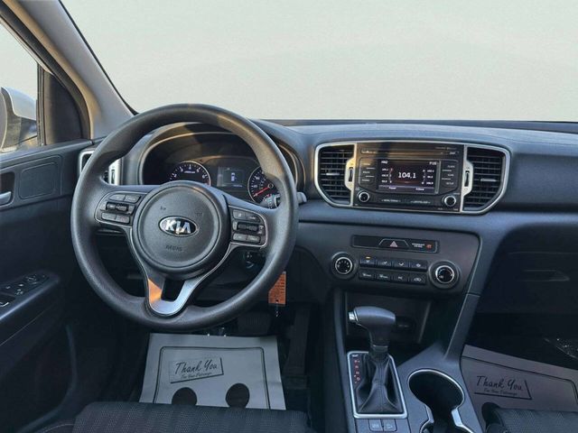 2017 Kia Sportage LX FWD - 23026723 - 17