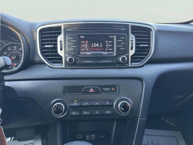 2017 Kia Sportage LX FWD - 23026723 - 19