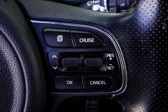 2017 Kia Sportage SX Turbo FWD - 22914695 - 19