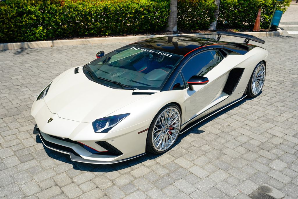 2017 Lamborghini Aventador S Coupe - 23026634 - 9