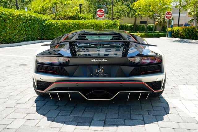 2017 Lamborghini Aventador S Coupe - 23026634 - 21