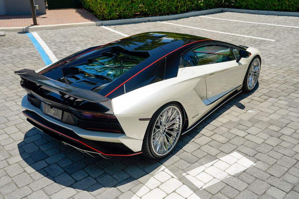 2017 Lamborghini Aventador S Coupe - 23026634 - 27
