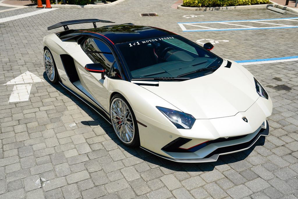 2017 Lamborghini Aventador S Coupe - 23026634 - 38
