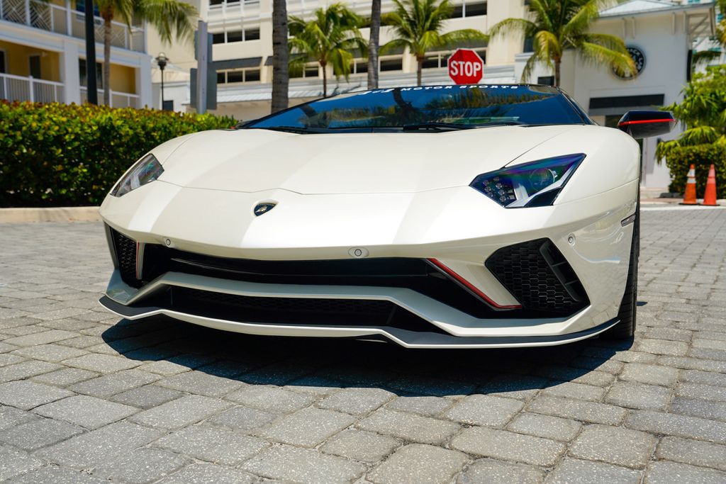 2017 Lamborghini Aventador S Coupe - 23026634 - 40