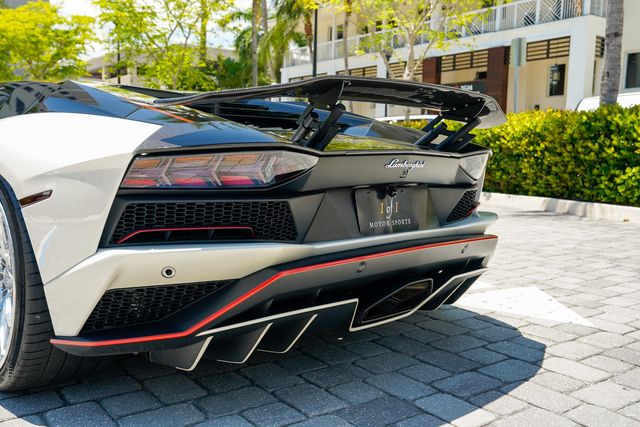 2017 Lamborghini Aventador S Coupe - 23026634 - 45