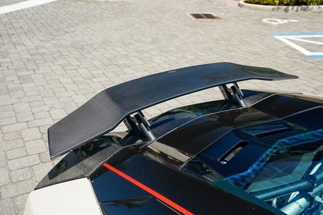 2017 Lamborghini Aventador S Coupe - 23026634 - 47