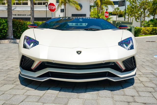 2017 Lamborghini Aventador S Coupe - 23026634 - 6