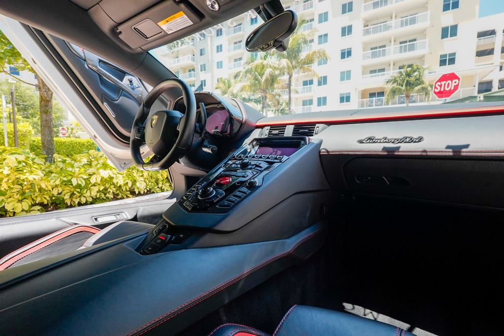2017 Lamborghini Aventador S Coupe - 23026634 - 79