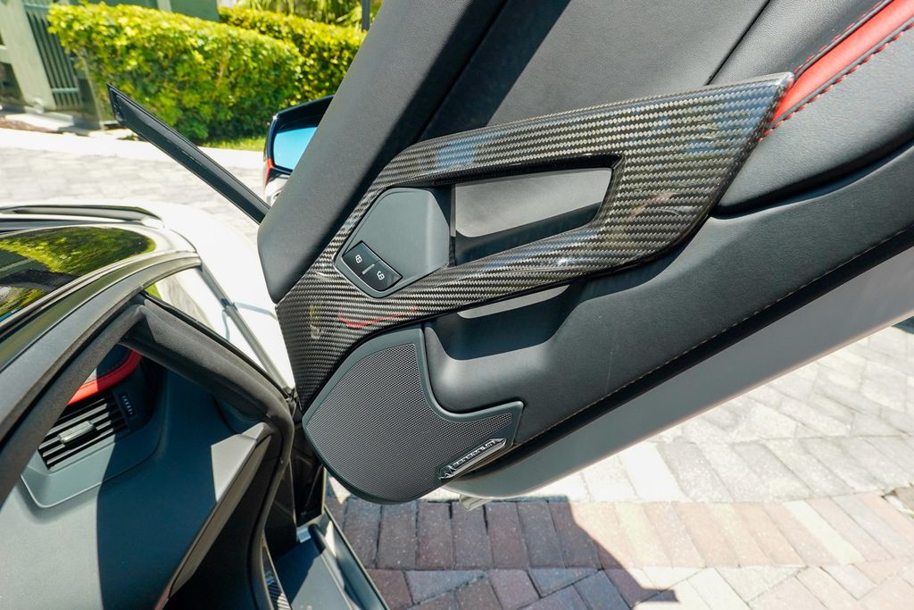 2017 Lamborghini Aventador S Coupe - 23026634 - 82