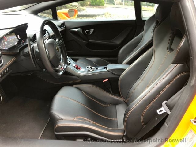 2017 Lamborghini Huracan RWD Coupe - 20389579 - 17