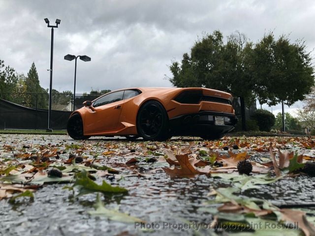 2017 Lamborghini Huracan RWD Coupe - 20389579 - 7